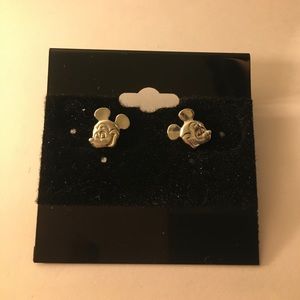 Vintage Sterling Mickey Mouse face post earrings detailed 3/4 portrait style